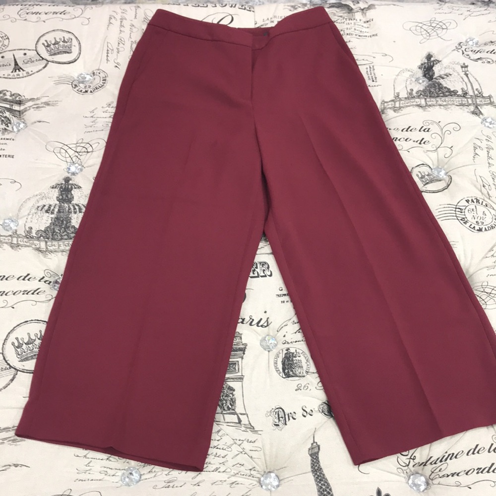 💥 Halogen Wide Leg Cropped Pants Red PETITE - Picture 2 of 8